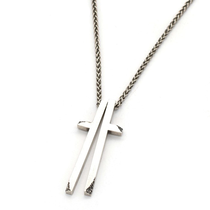 Necklace "Cross Bisector CH"