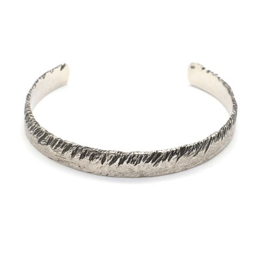 Bracelet/Handcuff "Torn"