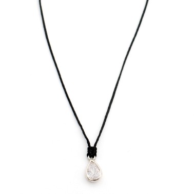 Necklace "Solitaire Minimal Tear"