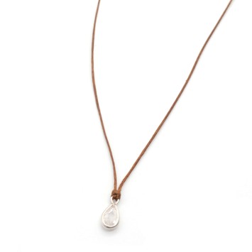Necklace "Solitaire Minimal Tear"