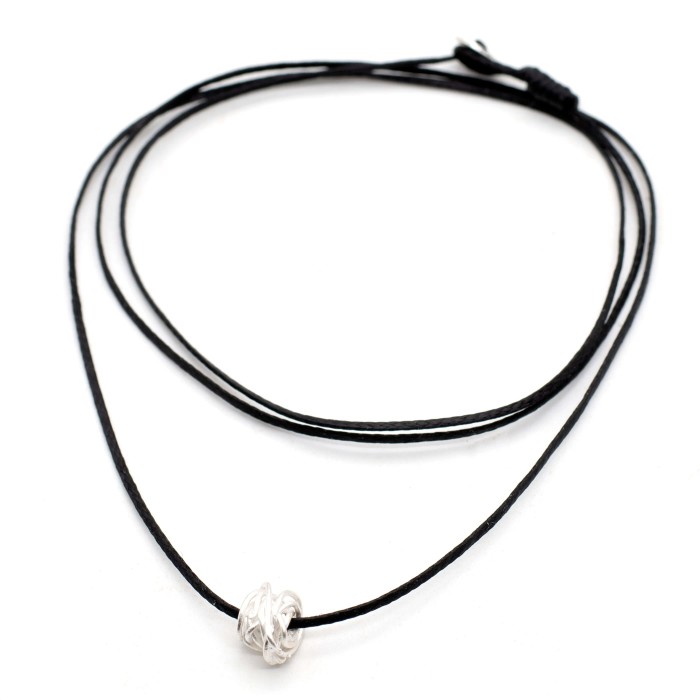 Necklace "Minimal Little Wire R"