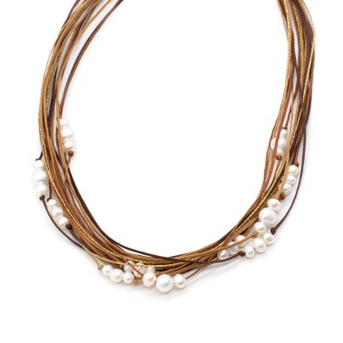 Necklace "Pearl's World"