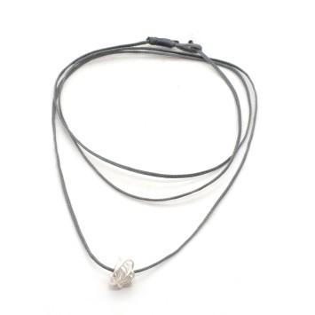 Necklace "Minimal Little Wire R"