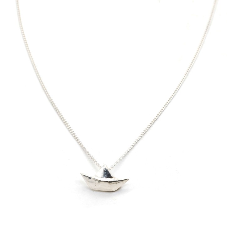 Necklace "My Little Boat CH"