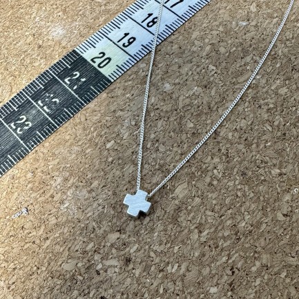 Neckalce "Cross Status CH"