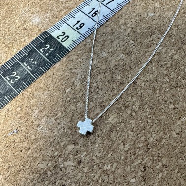 Neckalce "Cross Status CH"