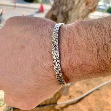 Bracelet/Handcuff "The Forged"