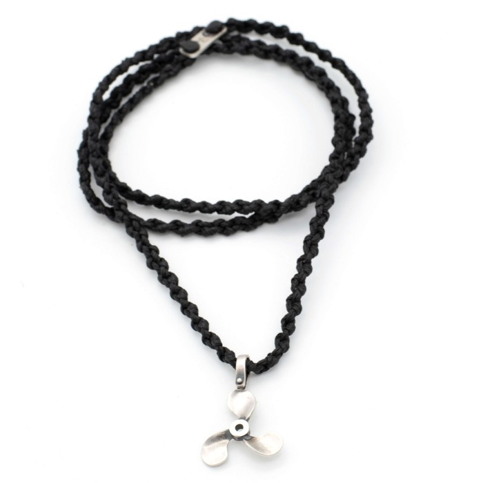 Κολιέ "Προπέλα" Κολιέ "Προπέλα"