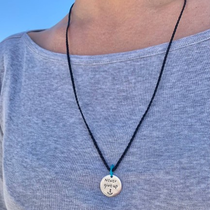Necklace "Never Give Up"