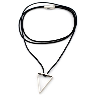 Κολιέ "Τρίγωνο Μινιμαλισμού"